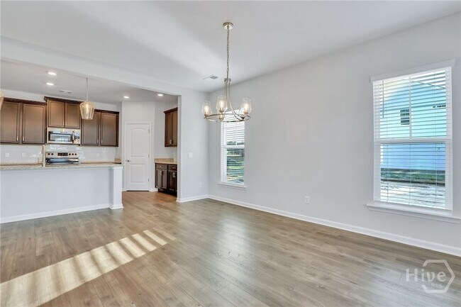 Building Photo - 10 Ashmont St