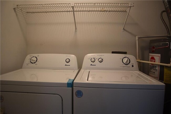 Building Photo - 1103 Garden Ct