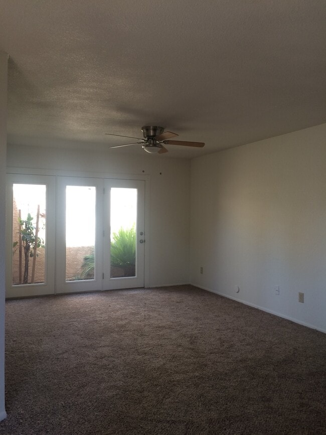Building Photo - Beautiful 55+ Ahwatukee neighborhood spacious 2/br 2/ba home -  Rent Includes membership to Ahwat...