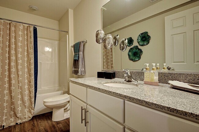 Building Photo - 4103 Pond Willow Ct