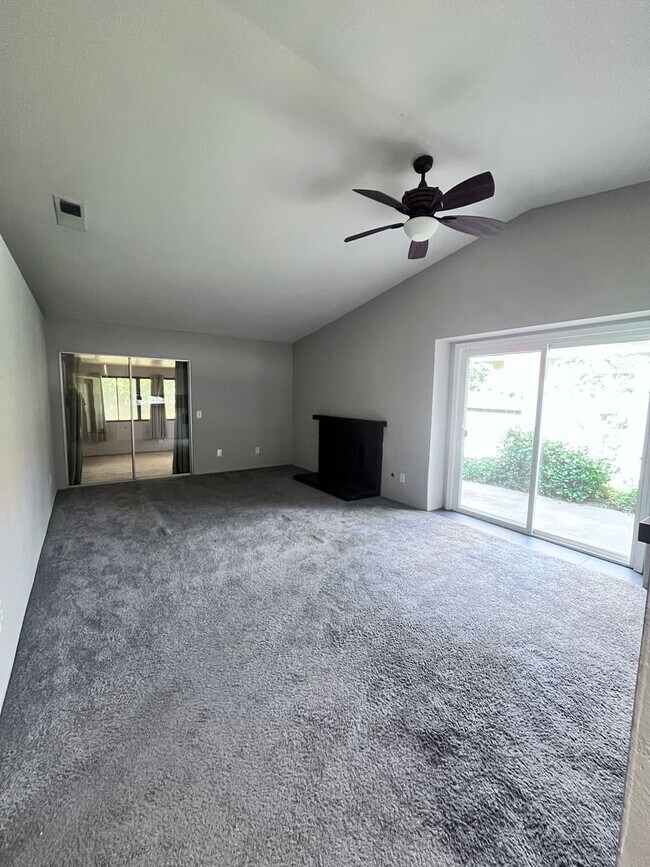 Building Photo - Colton Home in Cooley Ranch w/ Gardener Included