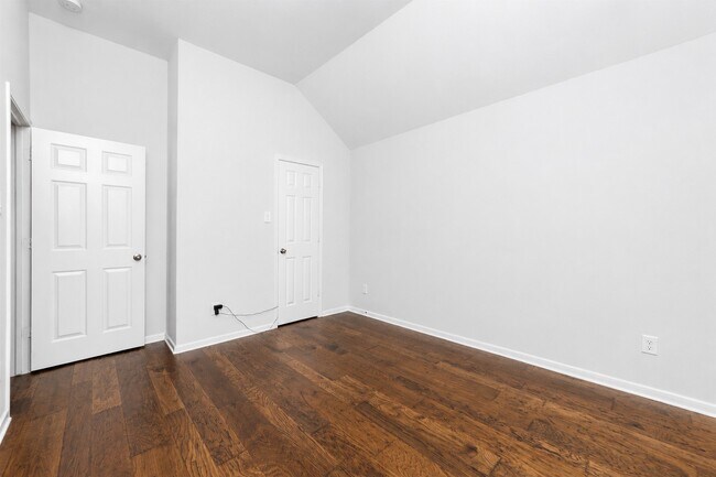 Building Photo - 24427 Ranchwood Springs Ln