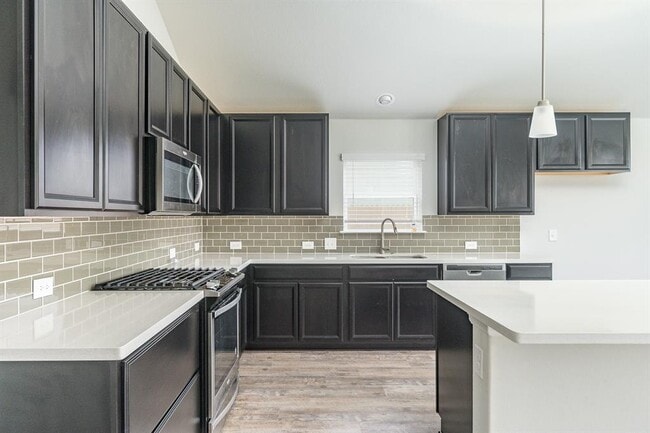 Building Photo - 527 Bridgestone Way