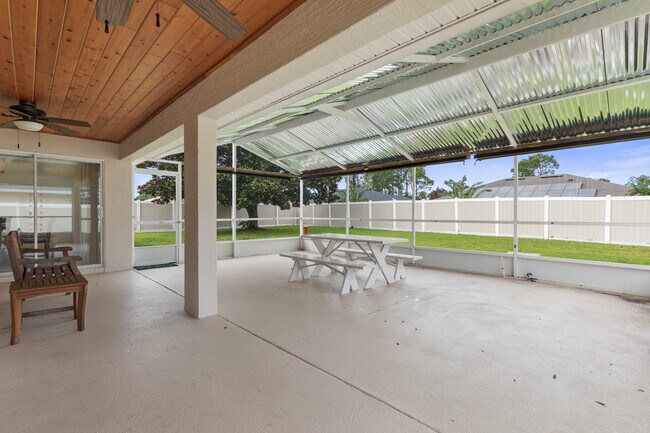 Building Photo - 46 Fenwood Ln