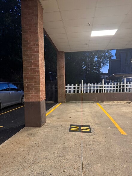 Building Photo - 205 Ferry St