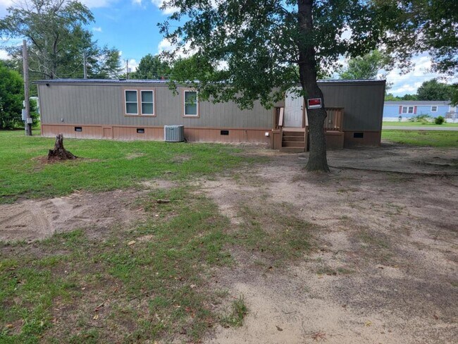 Building Photo - 1739 Clover St