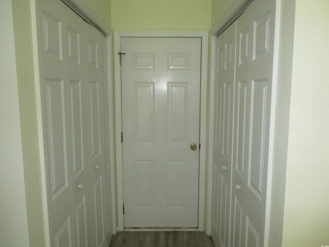 Building Photo - 4591 Hidden Creek Ln