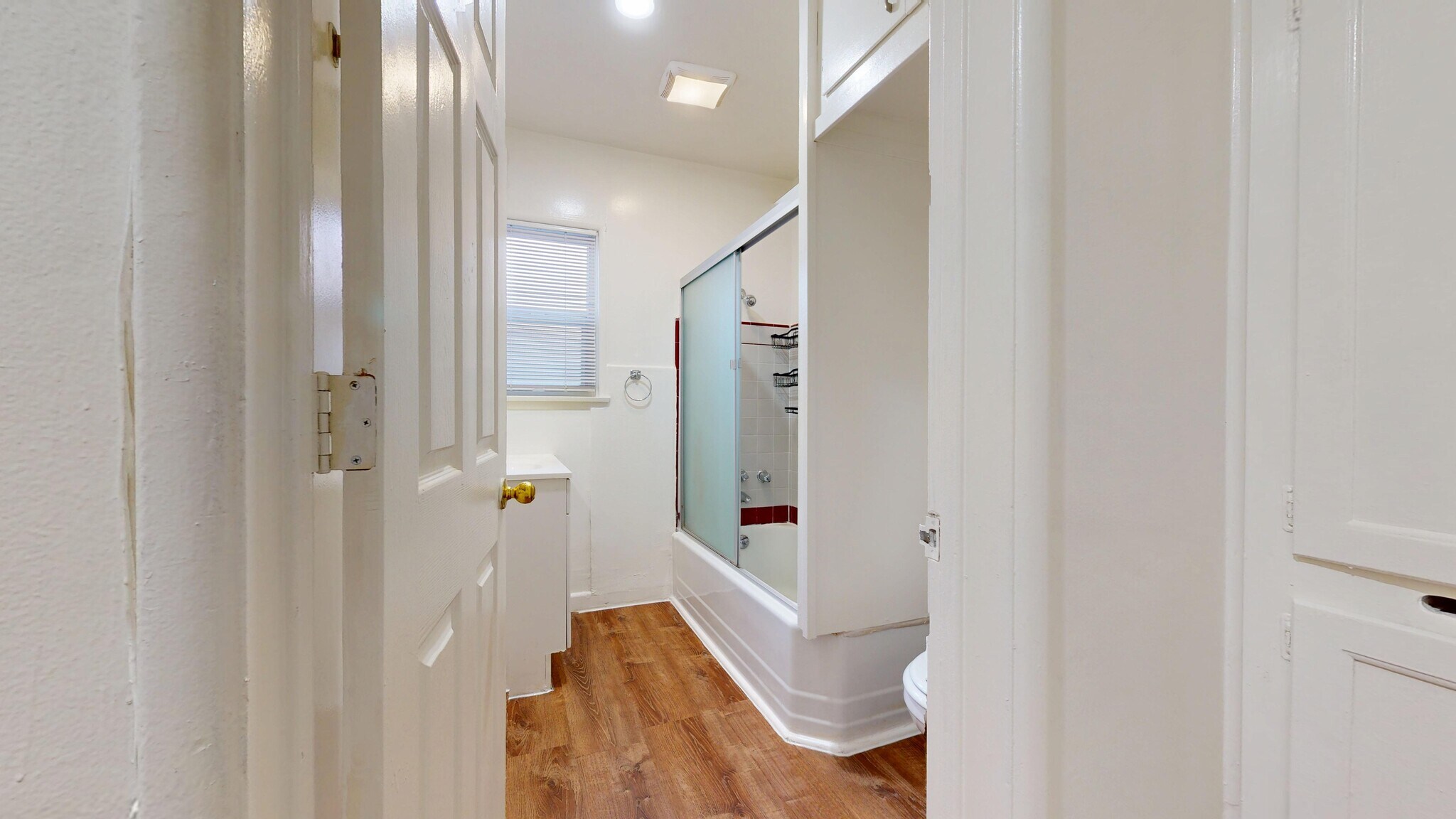 Building Photo - 9024 Reading Ave