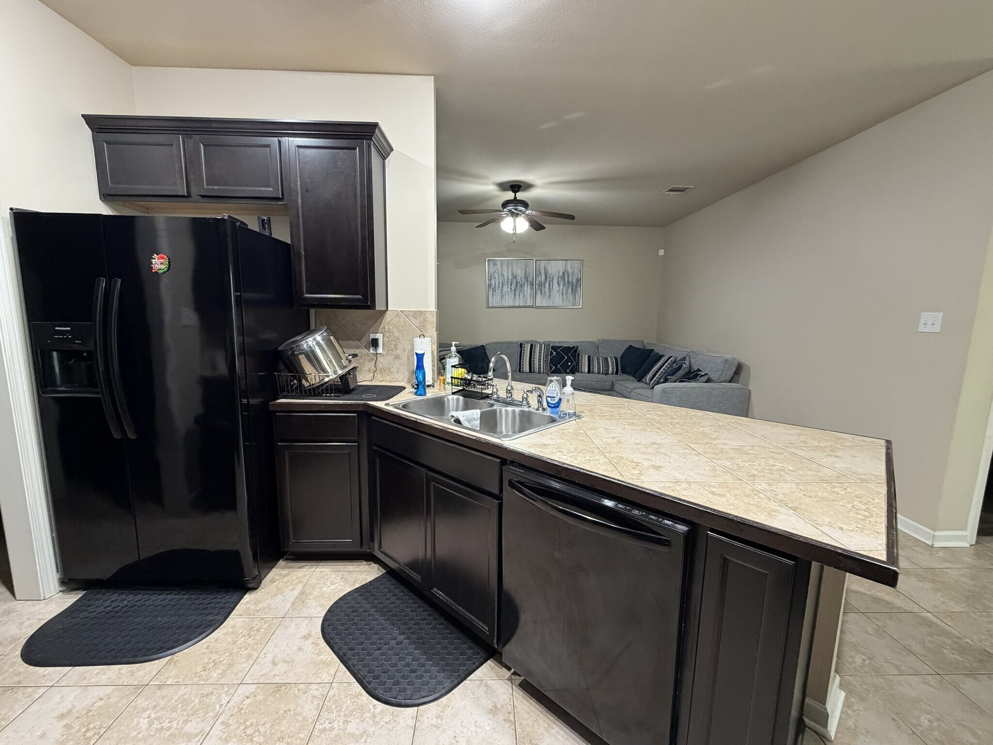 Building Photo - 42481 Baystone Ave