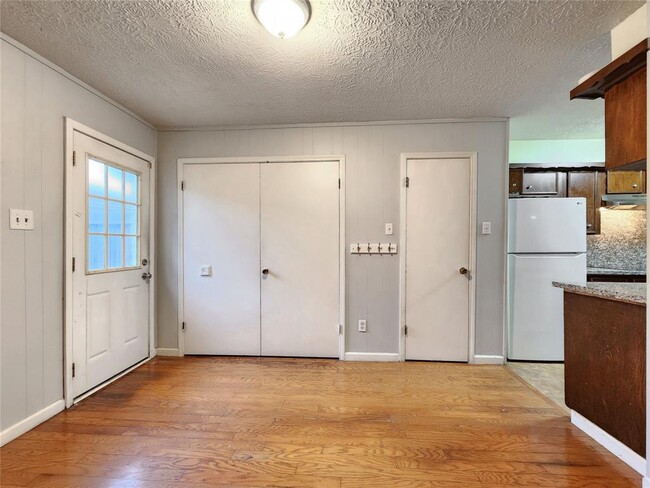 Building Photo - 12226 Beamer Rd