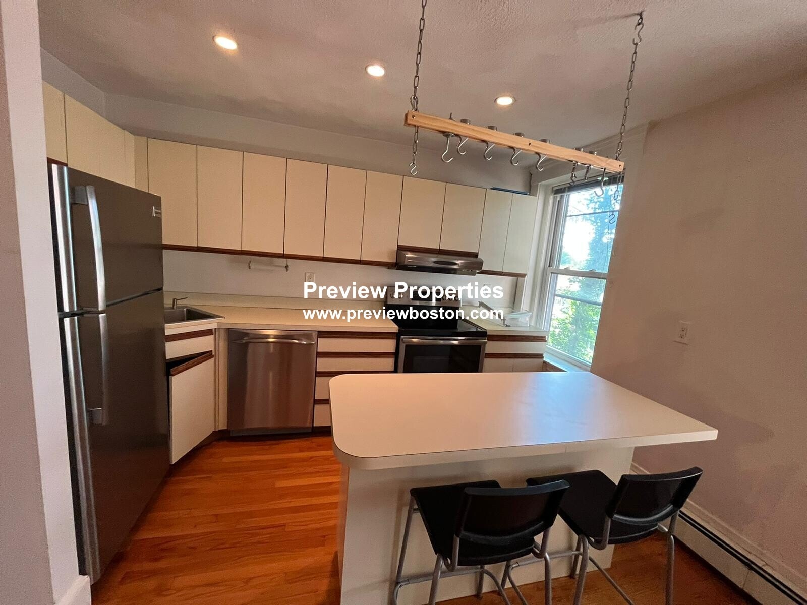 Building Photo - 19 South St