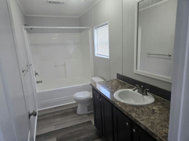 Building Photo - 7071 Greenbrier Village Dr
