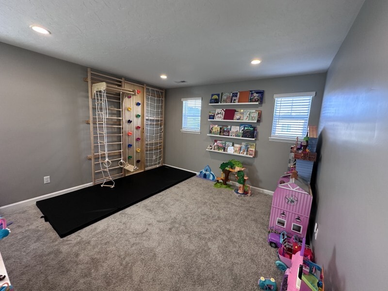 Building Photo - 1533 W 250 N