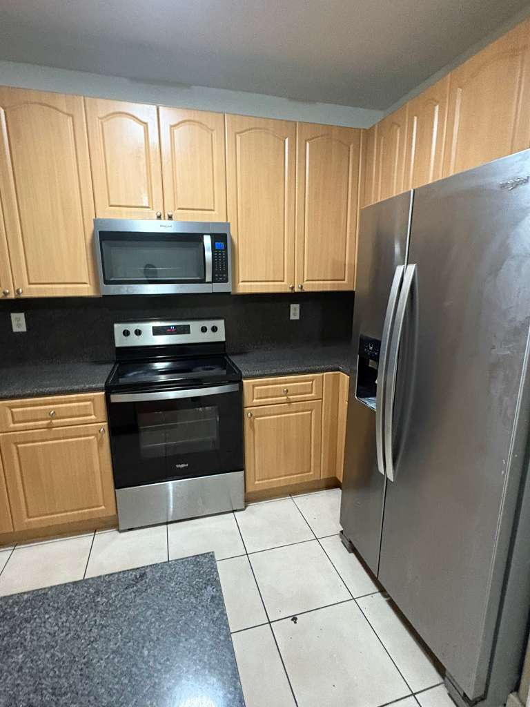 Building Photo - 2819 SE 15th Rd