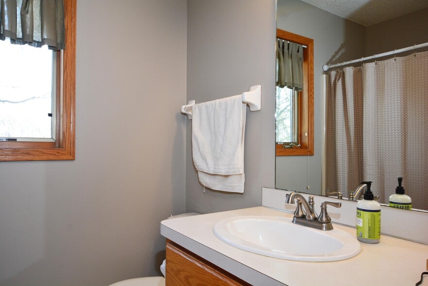 Building Photo - 2276 130th Ave NW