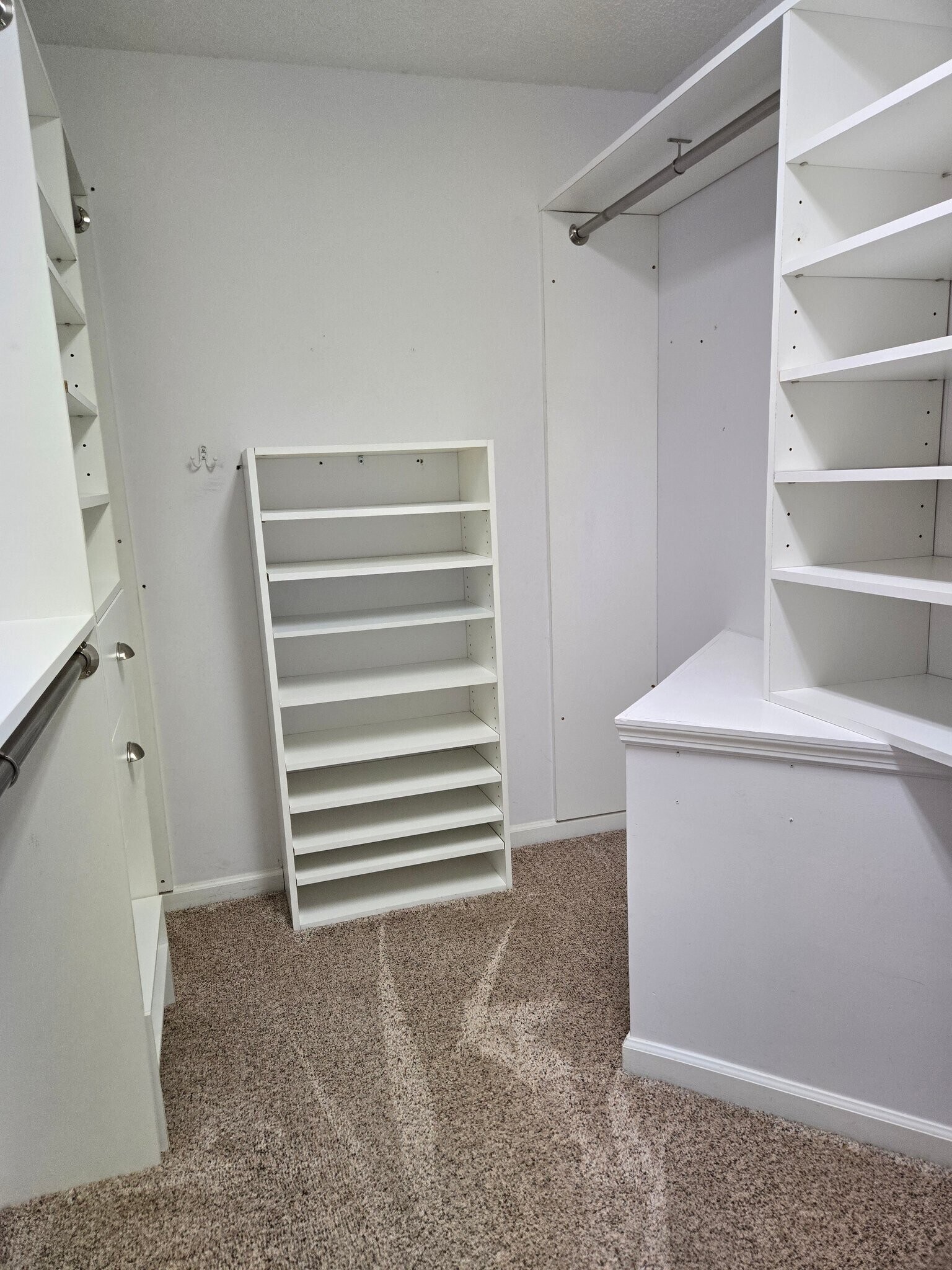 Building Photo - 112 Ramble Cir