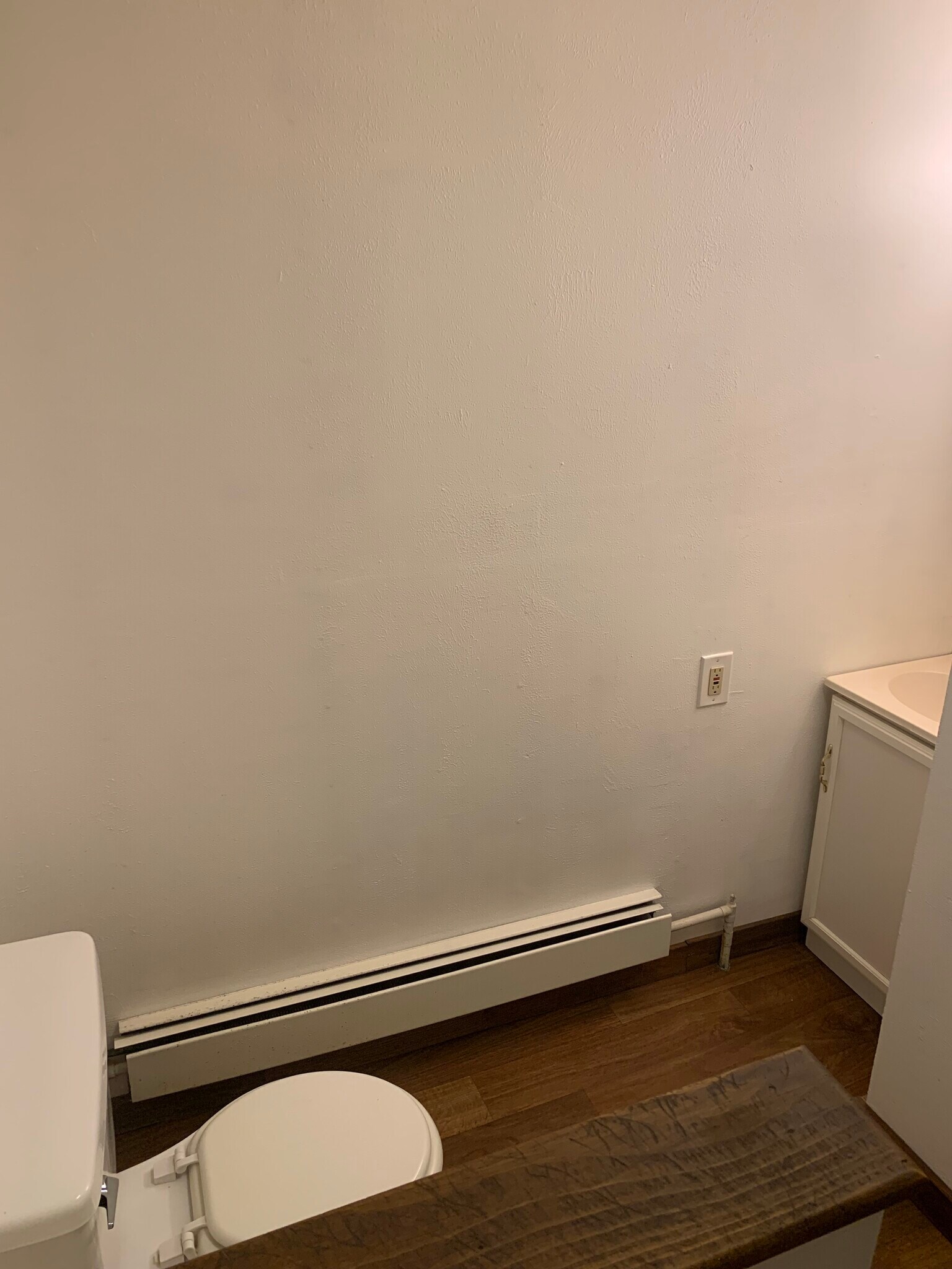2nd bathroom - 23 Slate St