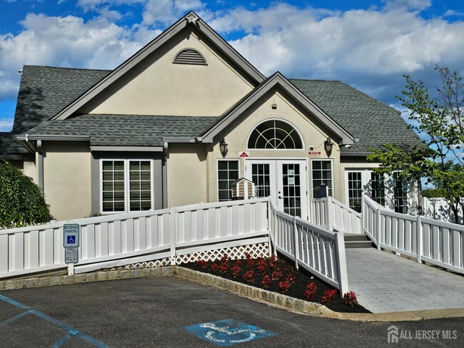Building Photo - 1403 Cypress Ln