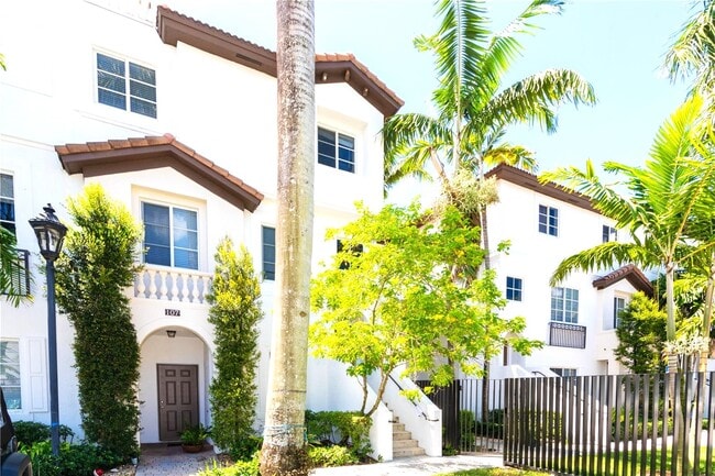 Primary Photo - 12430 SW 50th St
