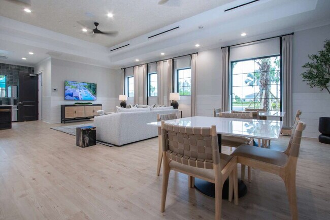 Building Photo - Lakeside Luxury in Parrish - 5 Bedroom BRAND NEW HOME