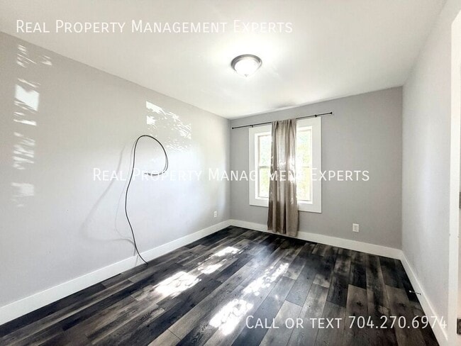 Building Photo - 3819 Langley Rd