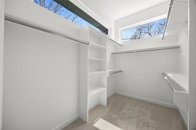 Building Photo - 5110 Westover St