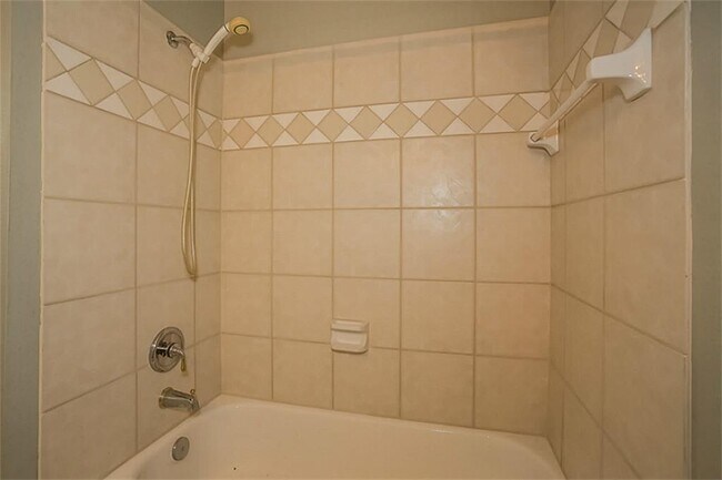 Building Photo - 6105 Jordan Dr