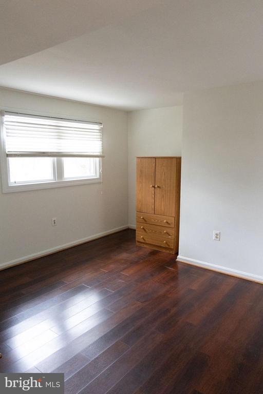 Building Photo - 1212 Forestwood Dr