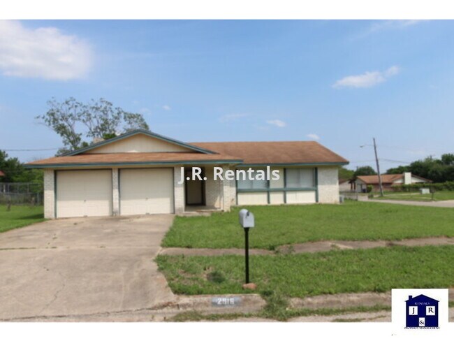 Primary Photo - 2916 Trailridge Cir