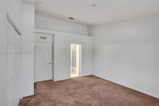 Building Photo - 2613 SW 83rd Terrace