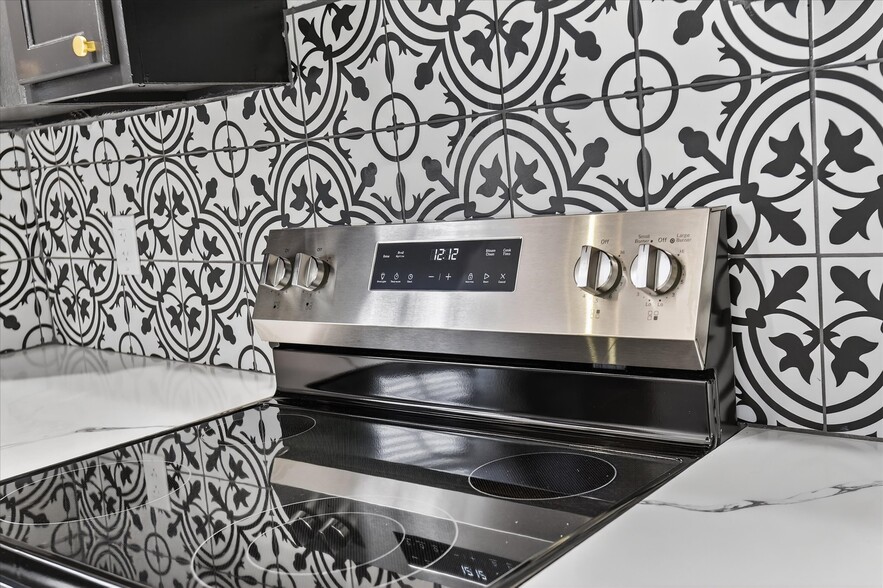 Building Photo - 509 McDonald St