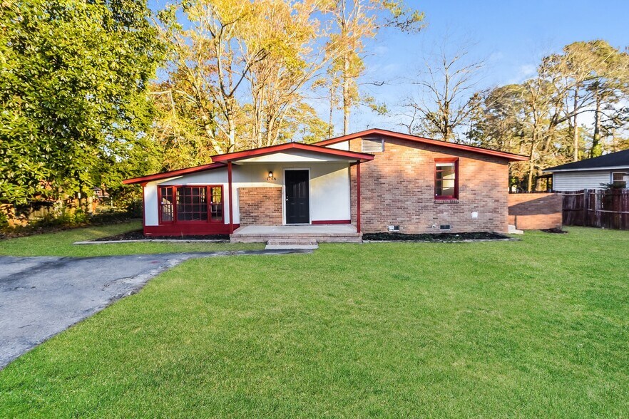 Building Photo - 1766 Springfield Ave