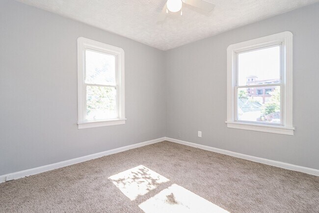 Building Photo - 7224-7226 Dearborn Ave