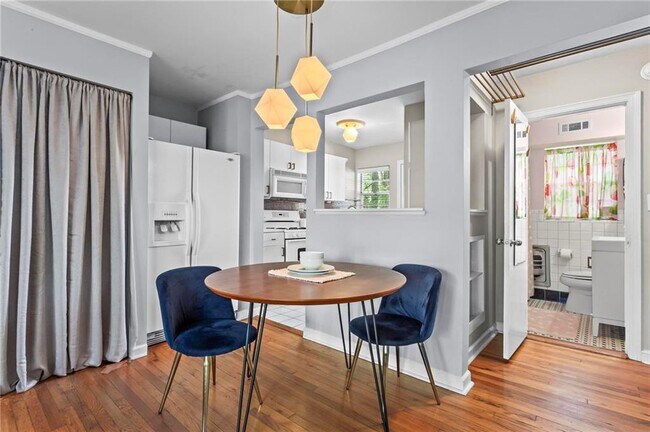 Building Photo - 2250 Cheshire Bridge Rd NE