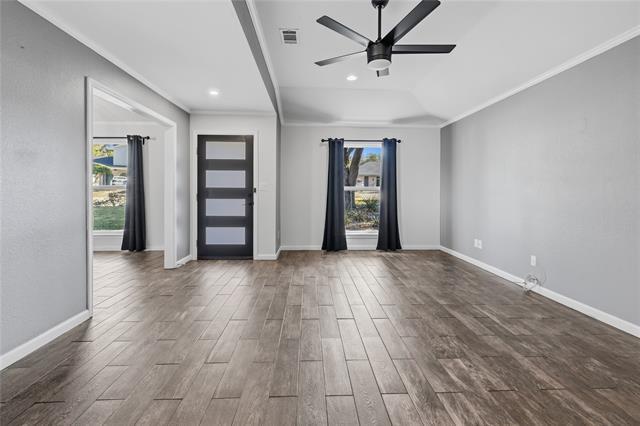 Building Photo - 1607 Malibu Dr