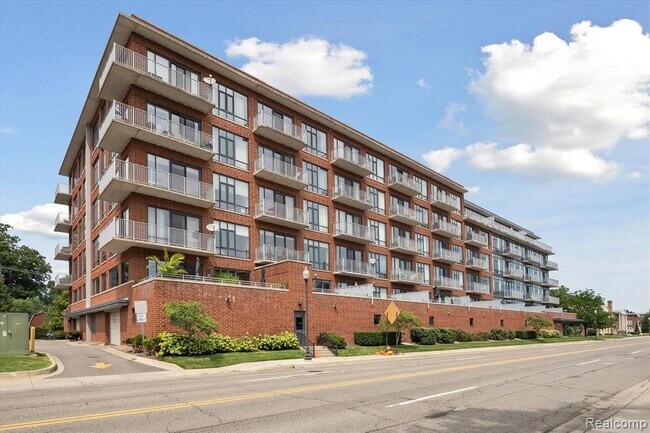 Building Photo - 101 Curry Ave