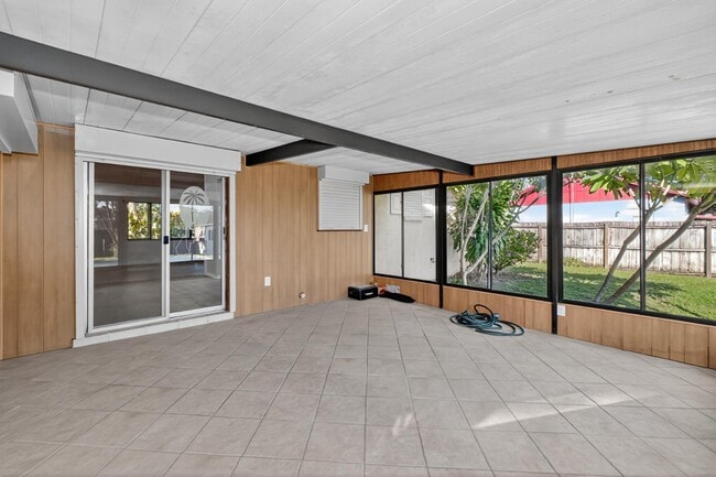 Building Photo - 12829 SW 38th Cir