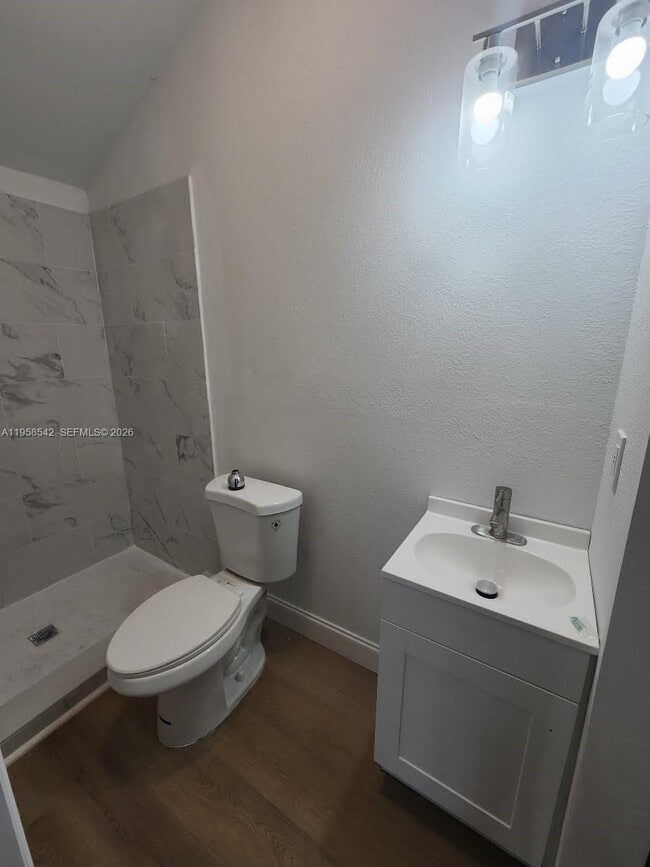 Building Photo - 4222 Hibiscus Cir