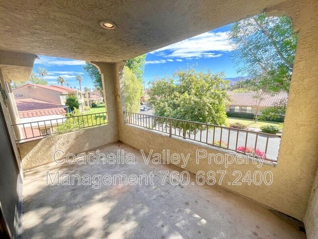 Building Photo - 68109 Lakeland Dr