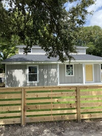 Building Photo - 5806 Sledge St