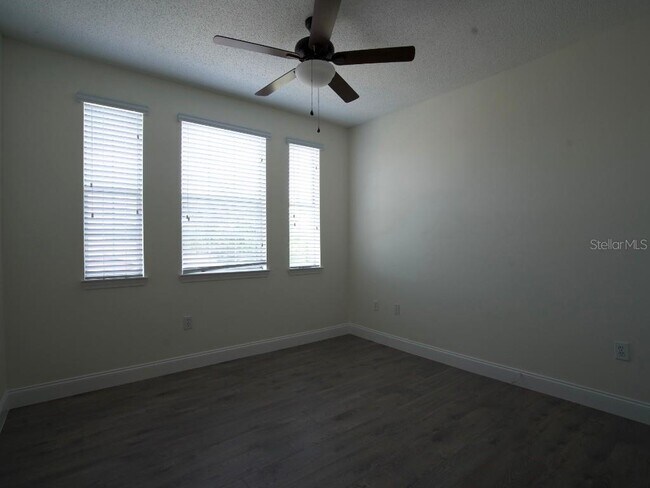 Building Photo - 12208 Wild Iris Way