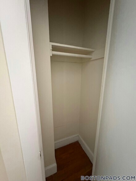 Building Photo - 33 Lancaster Terrace