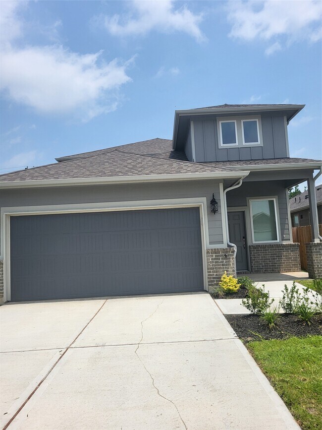 Building Photo - 5611 Madden Ln