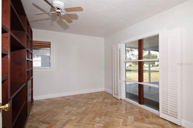Building Photo - 1000 Gantt Ave