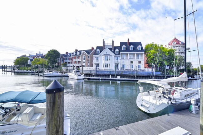 Building Photo - 15 Freedom Way