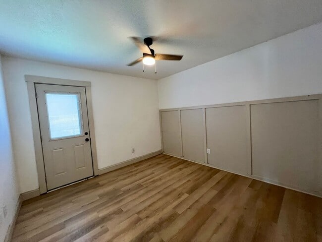 Building Photo - QUAIL