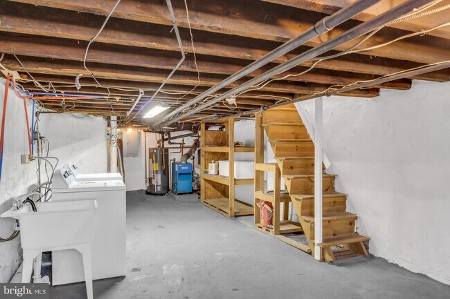Building Photo - 3358 Livingston St