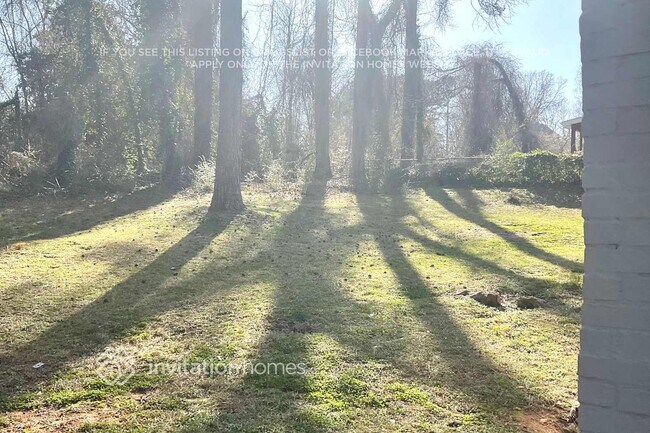 Building Photo - 3697 Glen Falls Dr