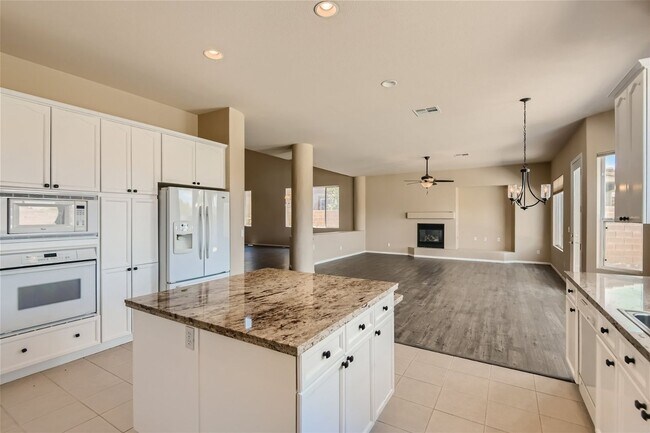 Building Photo - (COMING SOON) LUXURY HOME Located in PRESTIGIOUS SOUTHERN HIGHLANDS GUARD-GATED COMMUNITY!