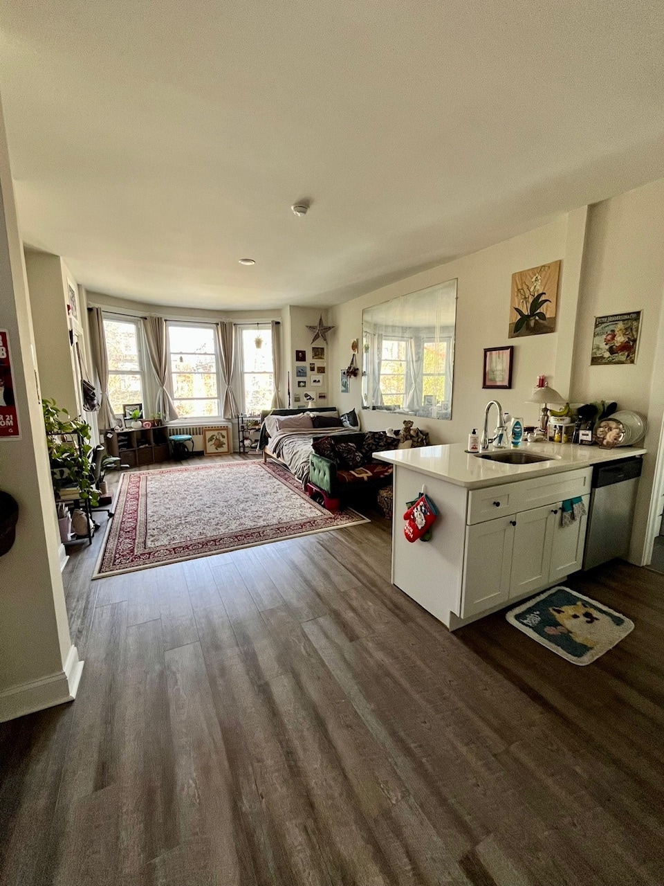  - 908 S 47th St
